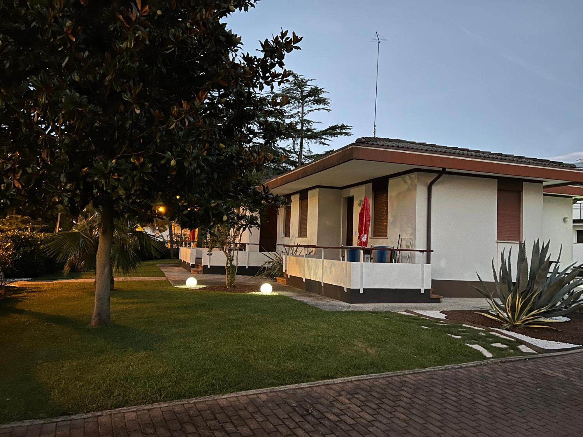 Bungalow Cavallino Lido Bagian luar foto